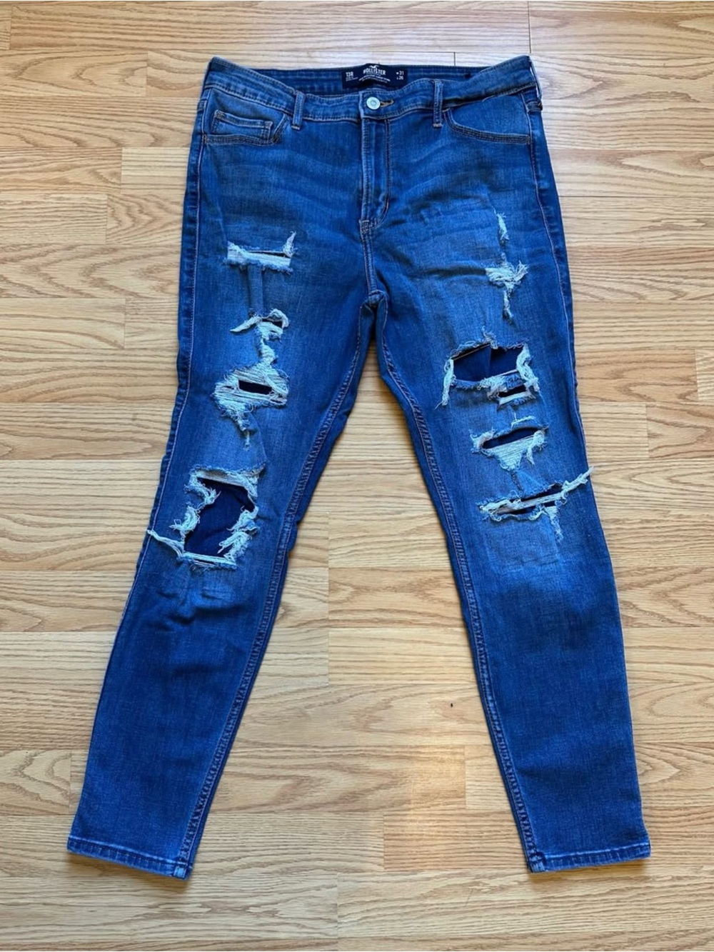 Hollister Distressed Dark Blue High-Rise Crop Super Skinny Jeans